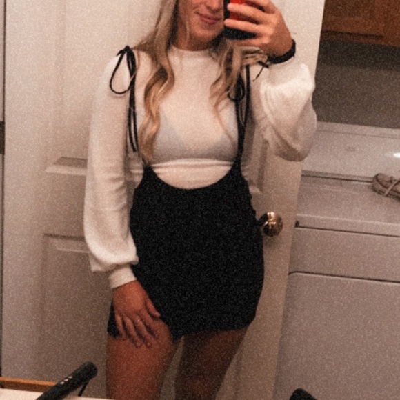 Meet your Posher, Abby - Picture 6 of 8